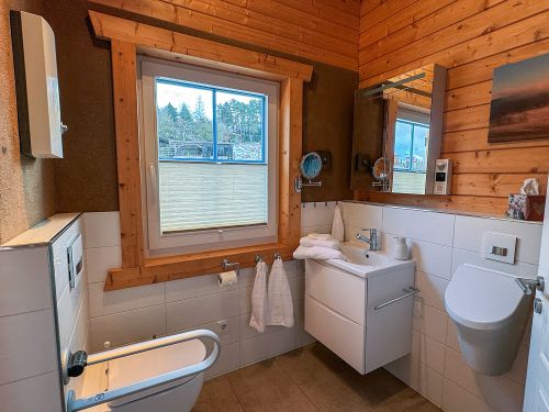 eifelchalet niederehe bad