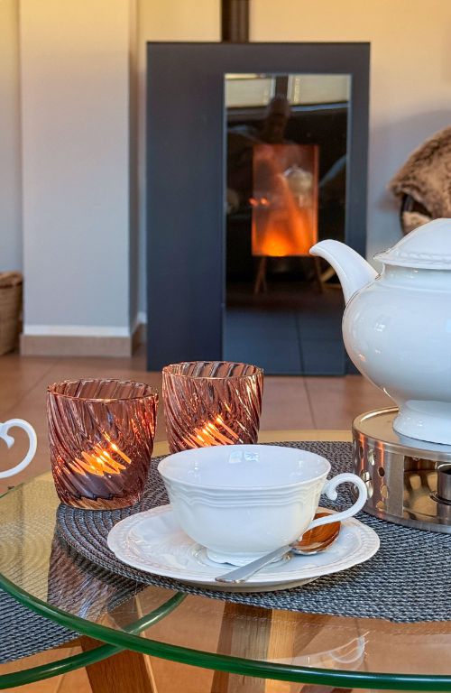 eifelchalet niederehe wohnbereich ofen