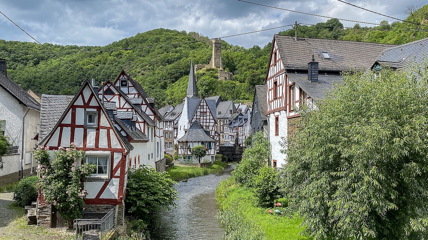 EifelChalet MarialLaach1